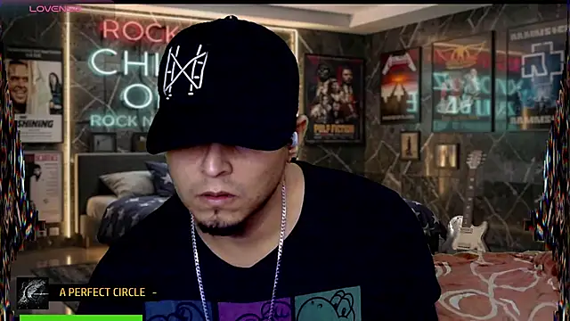 Snapshot of chino_roz chatting on 9, 6, 2026 chino roz online show from 9, 6, 2026
