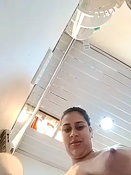 Snapshot of Latina_sexy1 chatting on 31, 3, 2026 Latina sexy1 online show from 31, 3, 2026