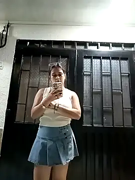 Snapshot of Latina_sexy1 chatting on 13, 4, 2026 Latina sexy1 online show from 13, 4, 2026