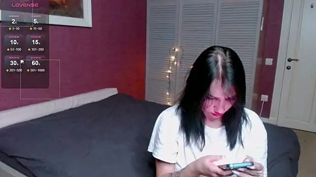 Laura Key online show from 29, 10, 2025