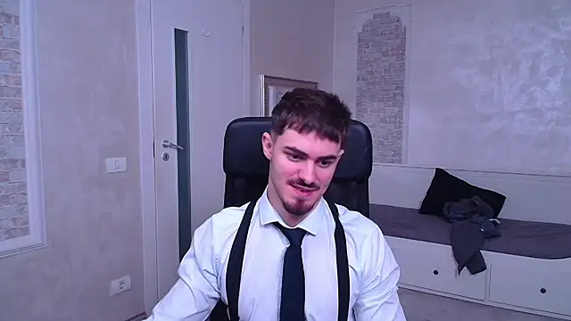 Snapshot of WilsonJules chatting on 5, 1, 2025 WilsonJules online show from 5, 1, 2025