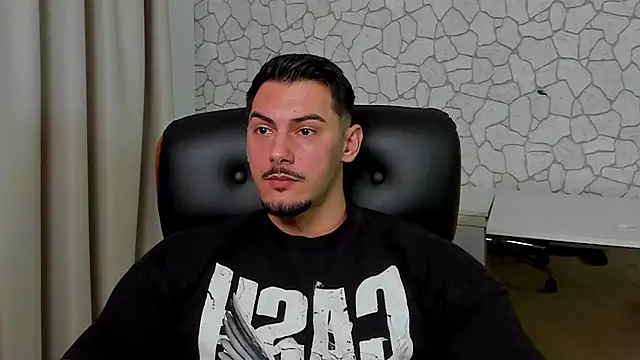 Snapshot of ClintMasters chatting on 1, 3, 2026 ClintMasters online show from 1, 3, 2026