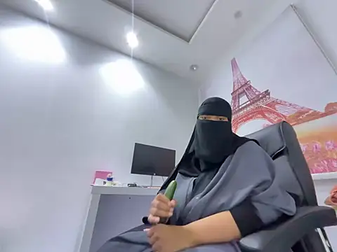 Submissive Arab online show from 15, 2, 2025