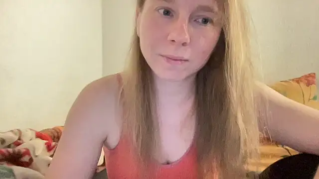 SweetLucy96 online show from 22, 3, 2025