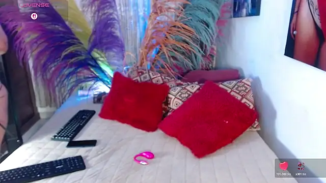 Snapshot of gatuwildhott chatting on 2, 5, 2026 gatuwildhott online show from 2, 5, 2026