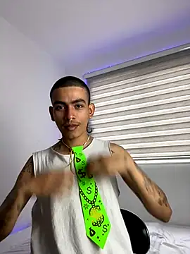 sorry-mom69 online show from 5, 10, 2025