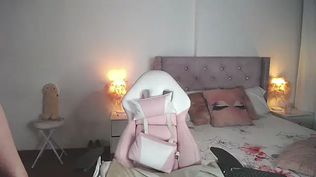 destinysweet21 online show from 23, 2, 2025