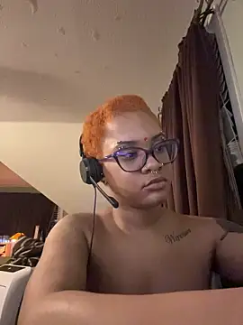 nickytheehawtie online show from 10, 3, 2026