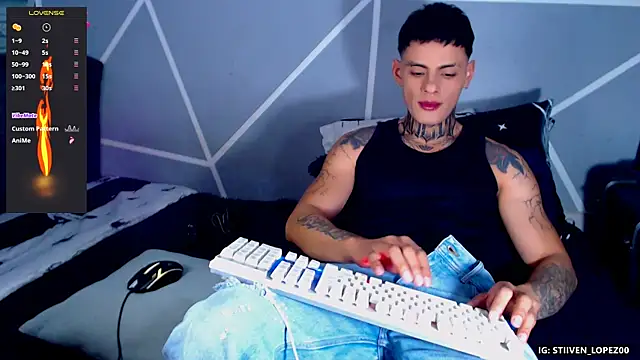 danilohot 19 online show from 14, 9, 2025
