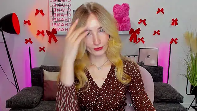 bella  rose online show from 18, 2, 2025