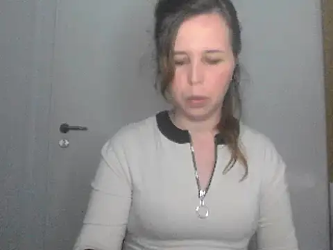 Snapshot of loveis007 chatting on 10, 3, 2025 loveis007 online show from 10, 3, 2025