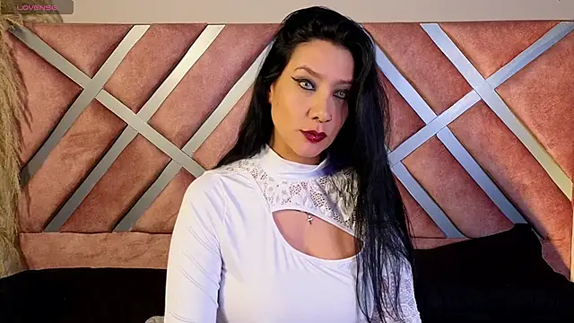  kelly hous36 online show from 19, 3, 2025