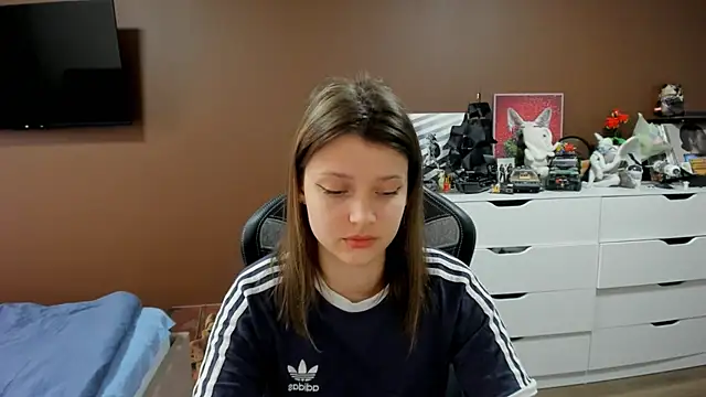 Snapshot of SoniNesti chatting on 1, 7, 2026 SoniNesti online show from 1, 7, 2026