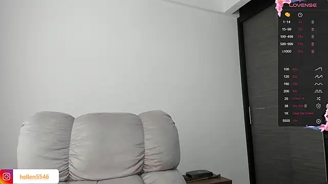 Snapshot of xspecialoomx chatting on 15, 12, 2024 xspecialoomx online show from 15, 12, 2024