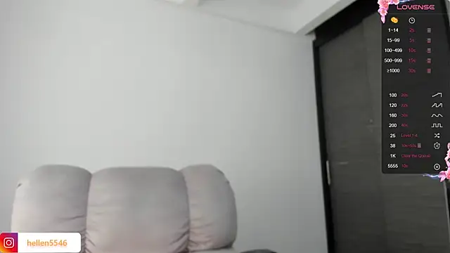 Snapshot of xspecialoomx chatting on 18, 12, 2024 xspecialoomx online show from 18, 12, 2024