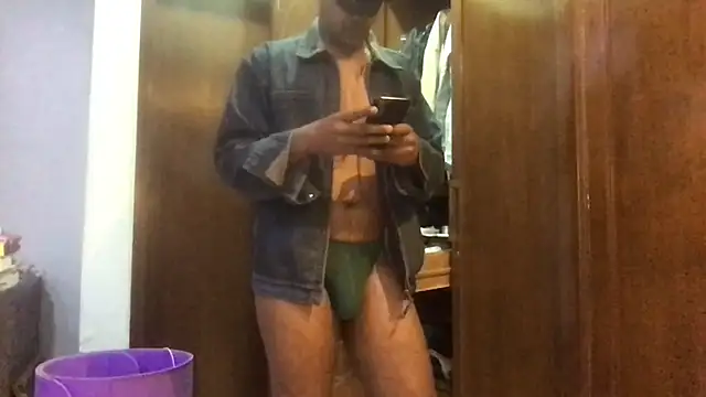 Snapshot of bangalidickolo chatting on 9, 2, 2025 bangalidickolo online show from 9, 2, 2025