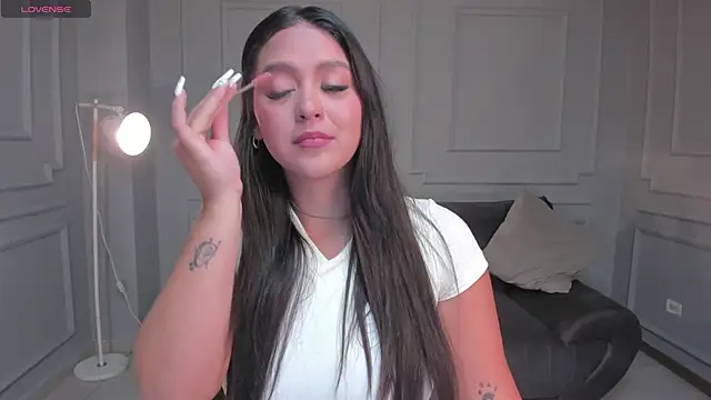 ToriCrossX online show from 18, 3, 2025