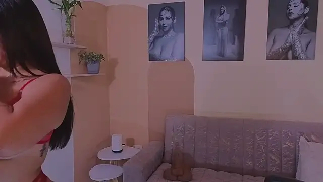 ToriCrossX online show from 19, 4, 2026