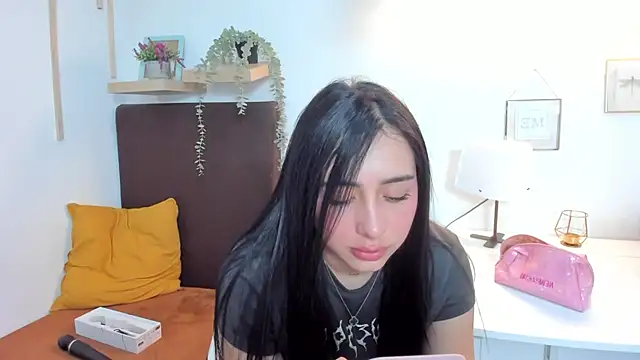 isabella jade online show from 18, 3, 2025