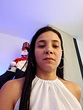 Snapshot of miaeyes chatting on 21, 12, 2024 miaeyes online show from 21, 12, 2024