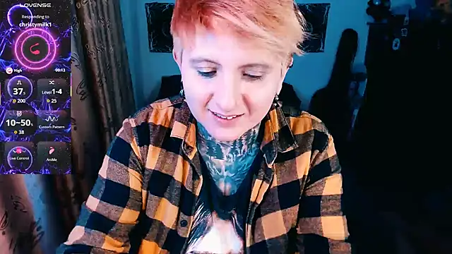 Marieblueeyes online show from 8, 11, 2025