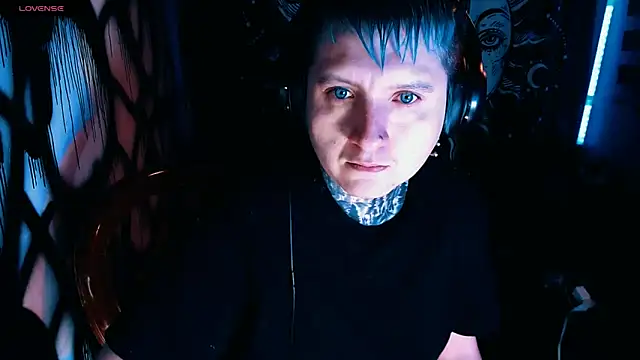 Marieblueeyes online show from 20, 4, 2026