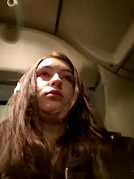 Yammy Yumi online show from 25, 2, 2025