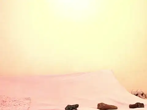 Queen BootyXXX online show from 18, 11, 2025