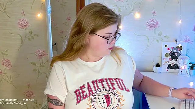 sinnamon  online show from 22, 11, 2025