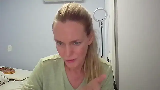 Annylove1 online show from 28, 2, 2026