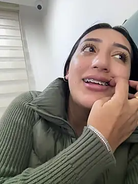 Hannahoff online show from 8, 2, 2025