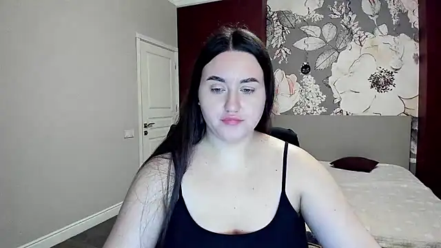 Roxie Bradley online show from 12, 2, 2026