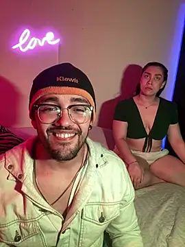 Im sophiie online show from 10, 2, 2025