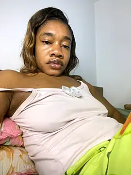  yisela  online show from 30, 10, 2025