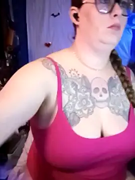 Snapshot of edgexchaos chatting on 10, 2, 2026 edgexchaos online show from 10, 2, 2026