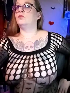 Snapshot of edgexchaos chatting on 17, 2, 2026 edgexchaos online show from 17, 2, 2026