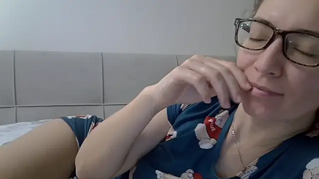 Ashleyspice online show from 7, 1, 2025