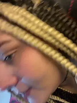 Laura takint online show from 8, 1, 2025