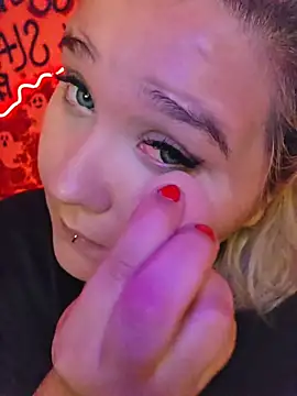 Laura takint online show from 10, 10, 2025