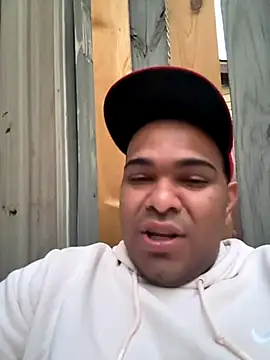 Snapshot of marhi32 chatting on 5, 10, 2025 marhi32 online show from 5, 10, 2025