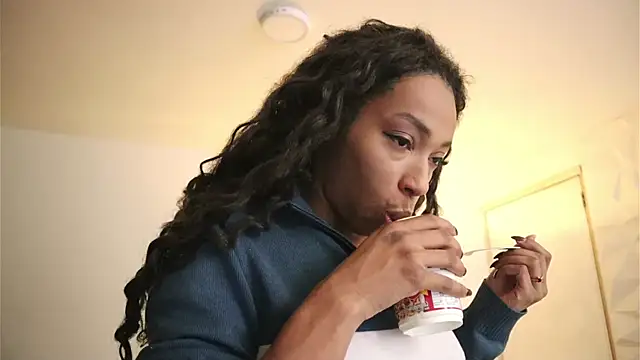 Valeriestyle online show from 30, 10, 2025