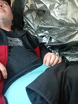 Hotredheadandtoungelasher online show from 4, 1, 2025