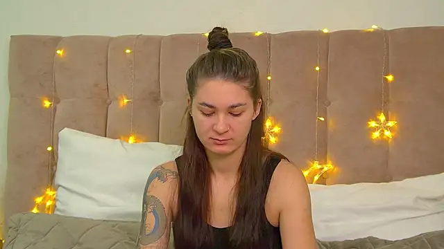 RachelSimpson online show from 22, 12, 2024