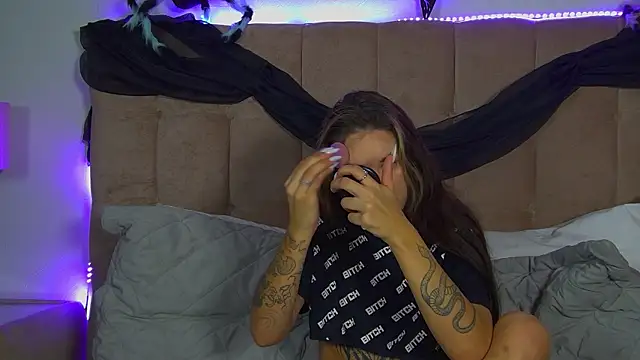 RachelSimpson online show from 31, 10, 2025