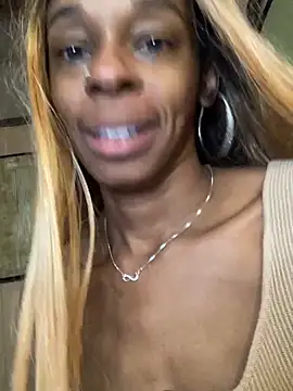 Snapshot of Jasmine_FullsShine chatting on 5, 3, 2026 Jasmine FullsShine online show from 5, 3, 2026