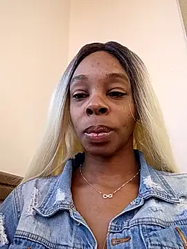 Snapshot of Jasmine_FullsShine chatting on 7, 4, 2026 Jasmine FullsShine online show from 7, 4, 2026