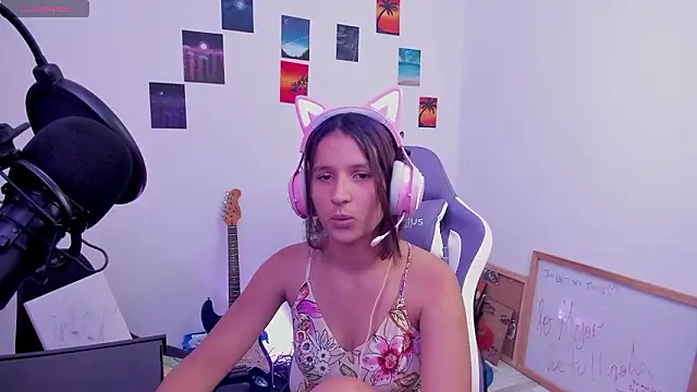 Cositarica  online show from 3, 2, 2026