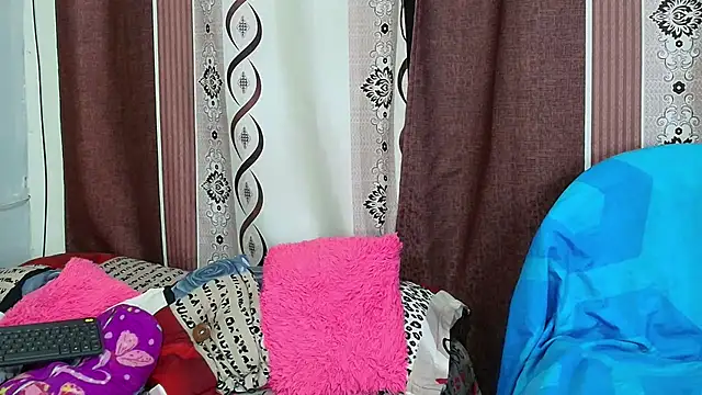 Snapshot of brenlissy89 chatting on 28, 11, 2025 brenlissy89 online show from 28, 11, 2025