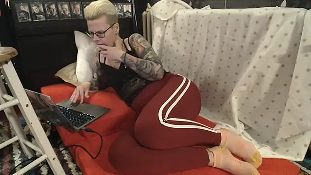 MaryG online show from 20, 1, 2025