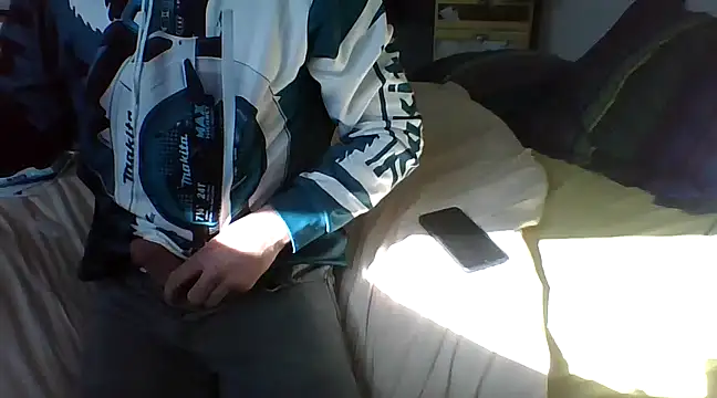 Snapshot of MmaxX004 chatting on 5, 3, 2025 MmaxX004 online show from 5, 3, 2025